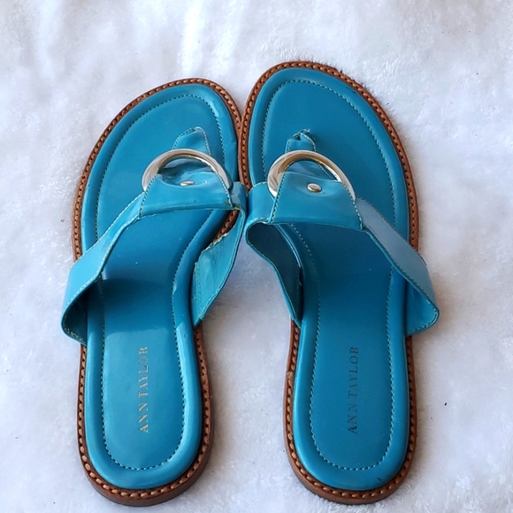 ANN TAYLOR SANDALS - Picture 3 of 11